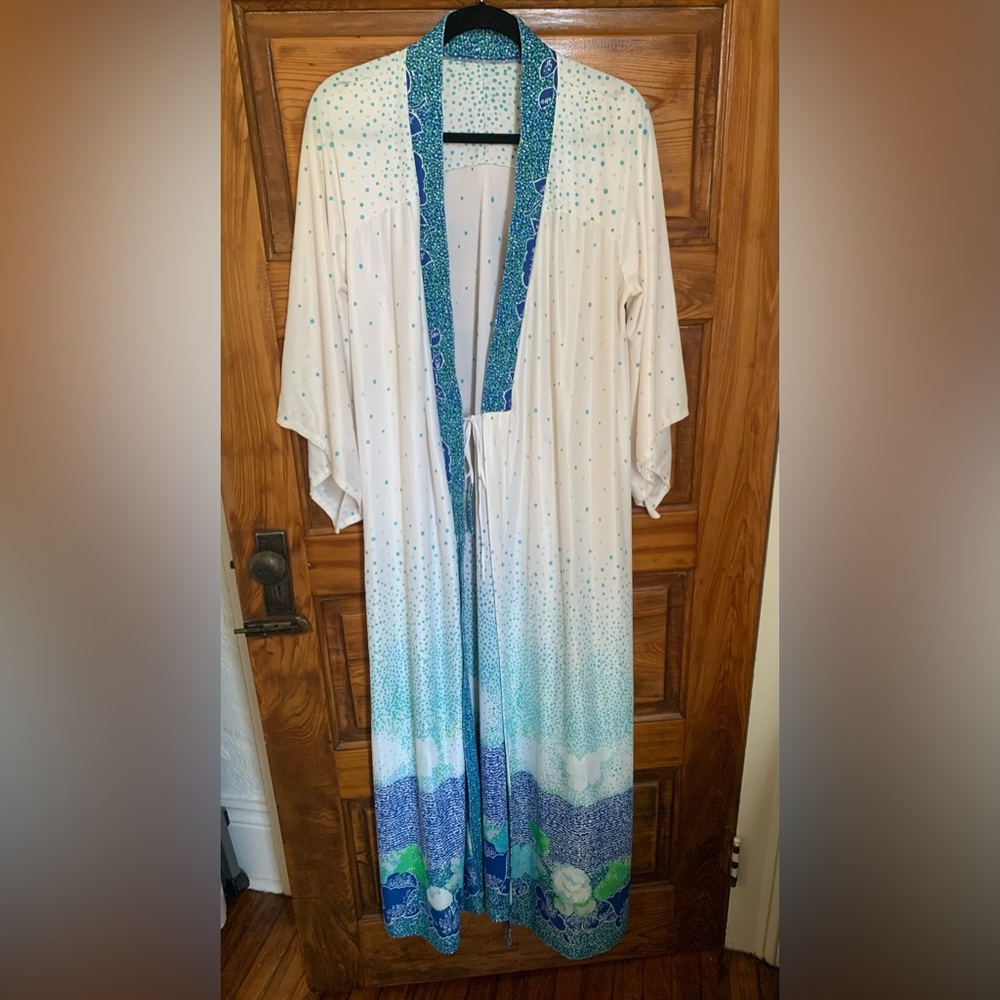 Amazing vintage maxi robe cover up kimono